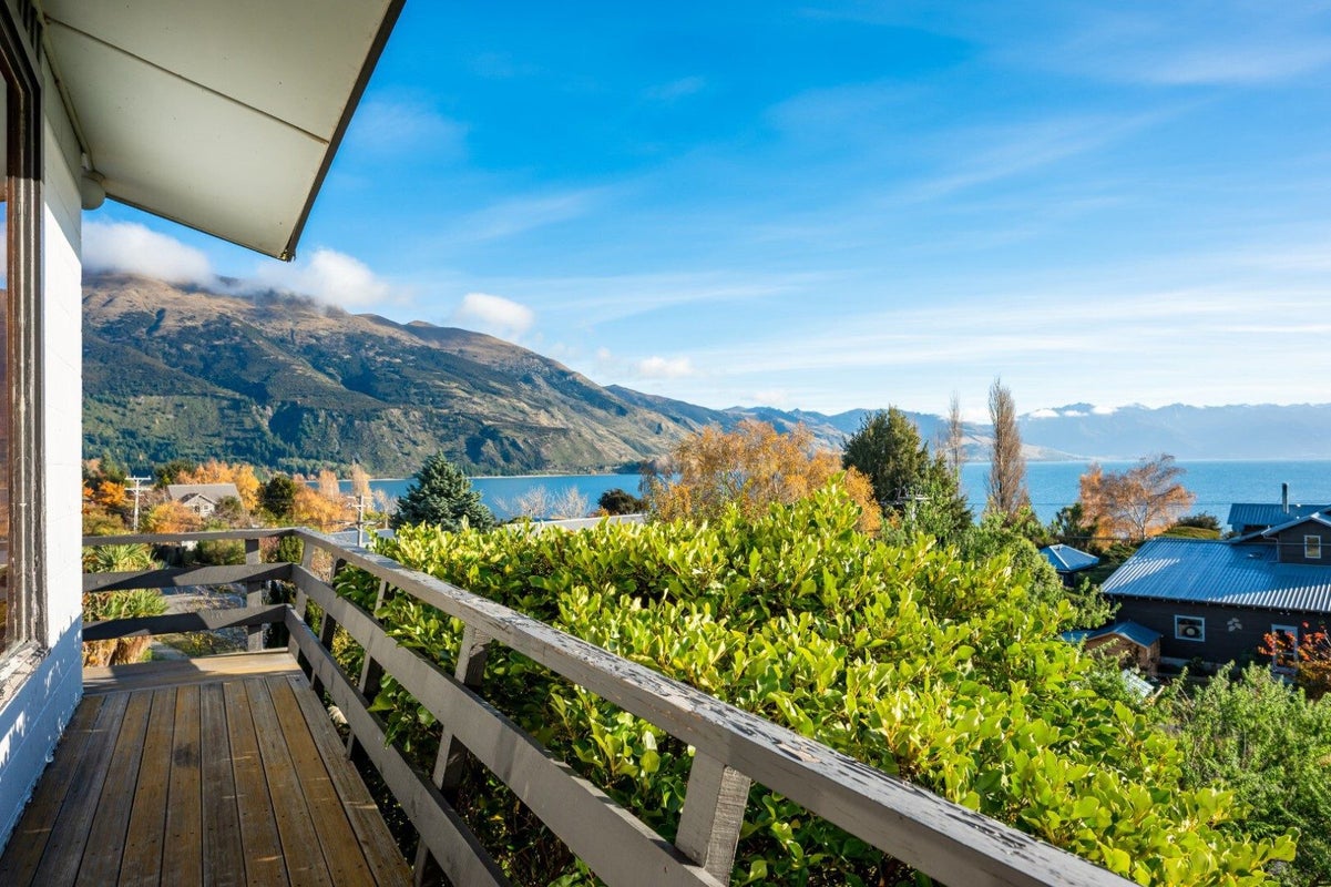 95 Lakeview Terrace, Lake Hawea - Carousel 2