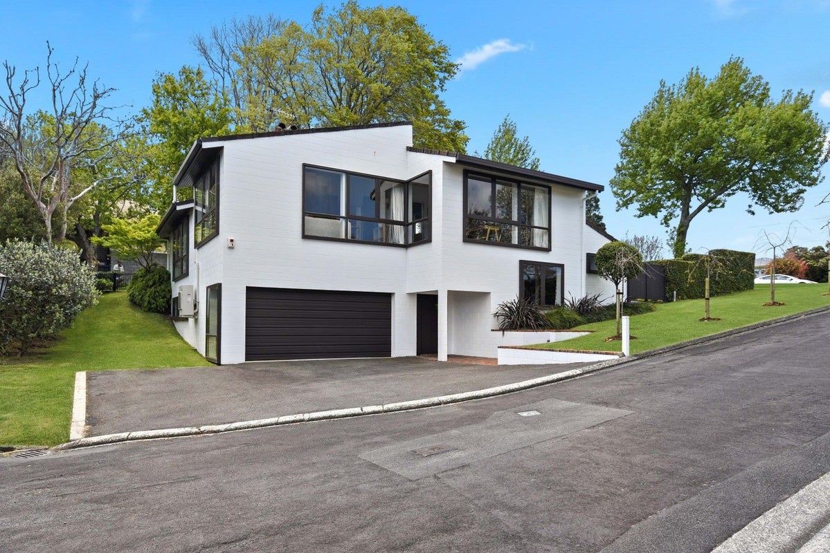 951 River Road, Queenwood, Hamilton - Carousel 2