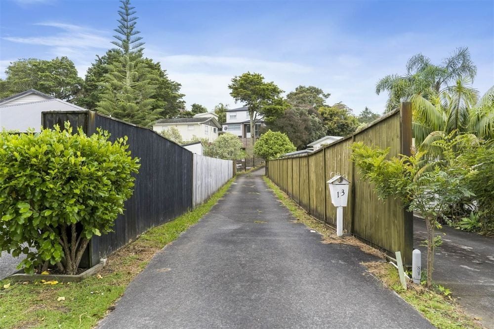 13 Orion Place, Hillcrest, Auckland - Carousel 2