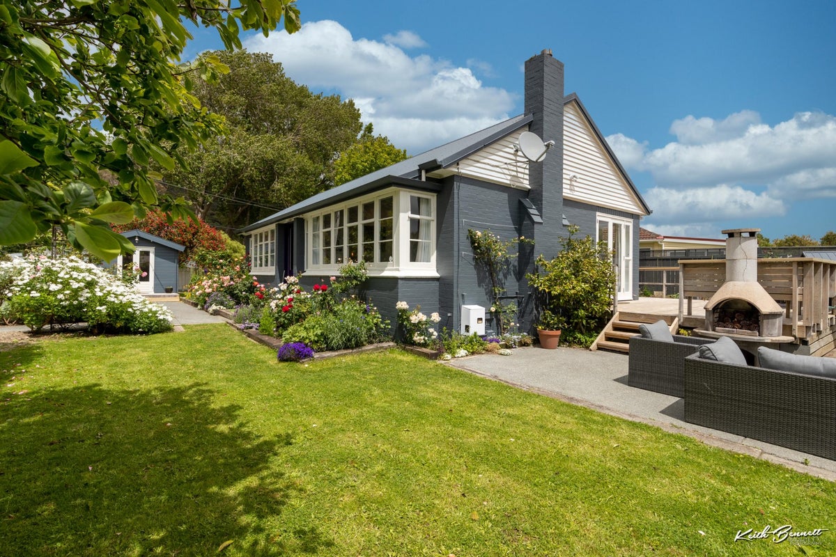 28 Malone Road, Waterloo, Lower Hutt - Carousel 1