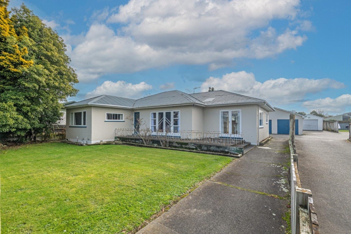 199 College Street, West End, Palmerston North - Carousel 1