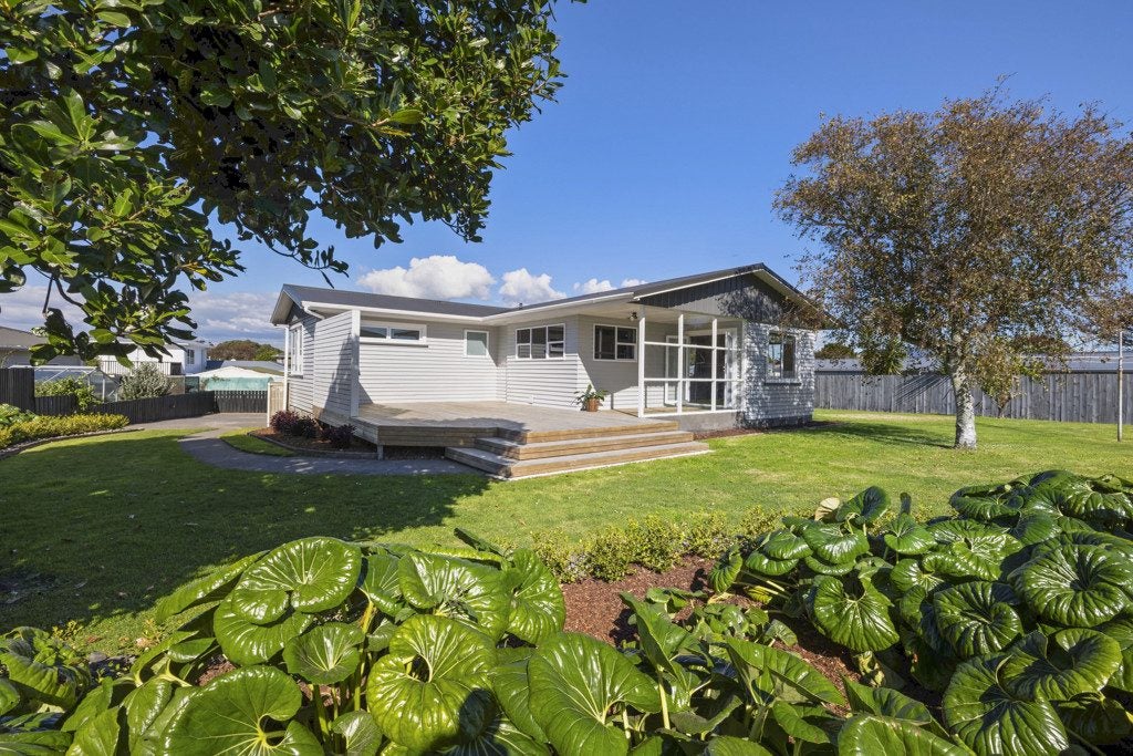 230A Omata Road, Spotswood, New Plymouth - Carousel 1