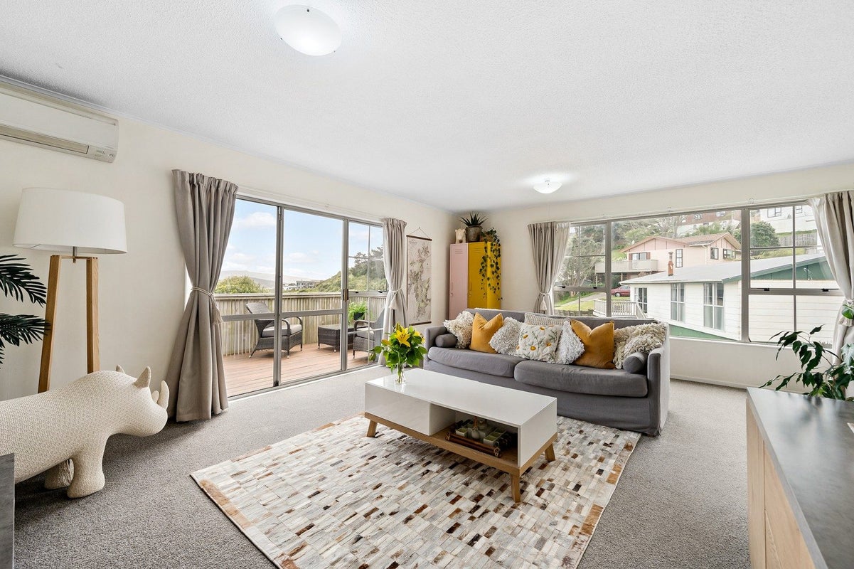 10 Pimlico Place, Newlands, Wellington - Carousel 2