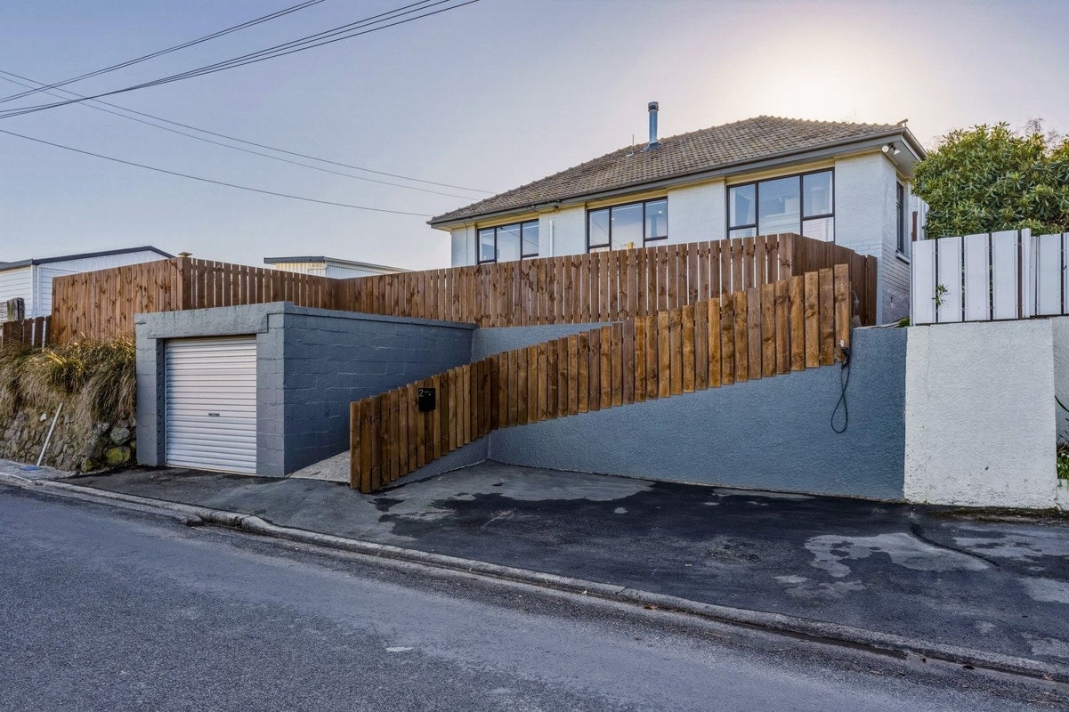 2 Paterson Street, Abbotsford, Dunedin - Carousel 1