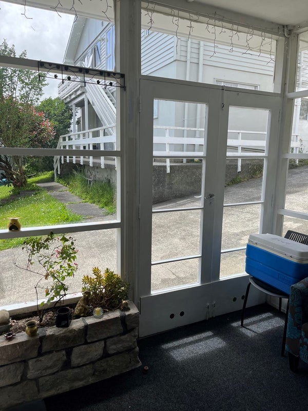 9 Retter Street, Paparangi, Wellington - Carousel 6