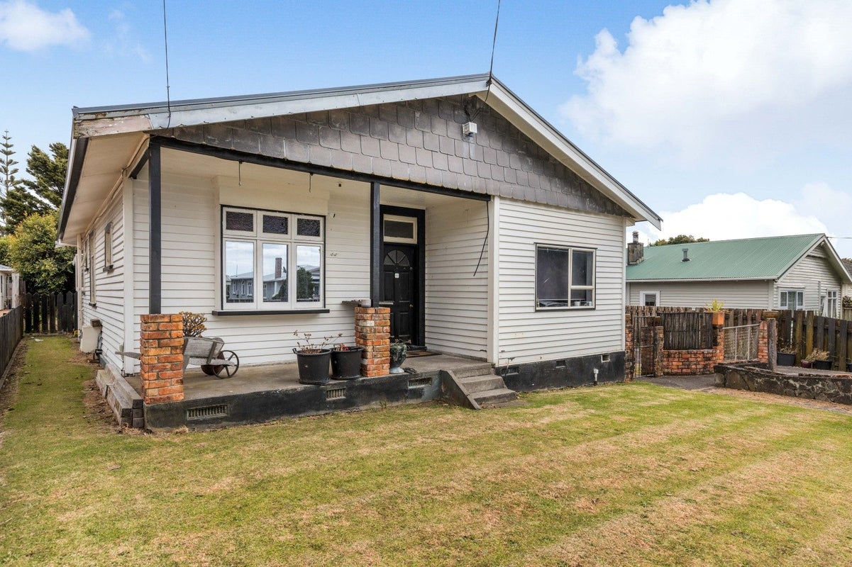 46 Fitzroy Road, Fitzroy, New Plymouth - Carousel 1