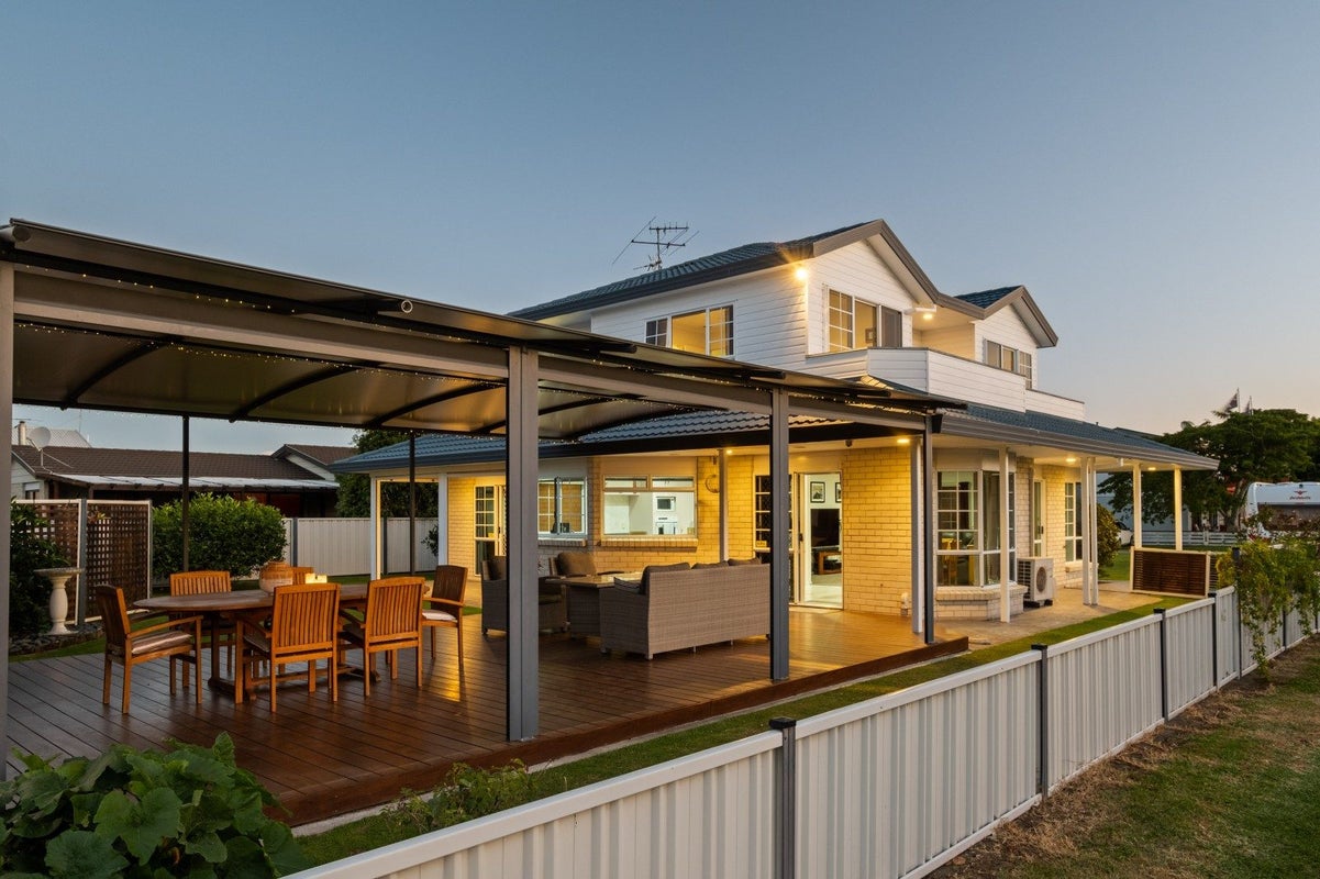 9 Judd Street, Te Hapara, Gisborne - Carousel 1