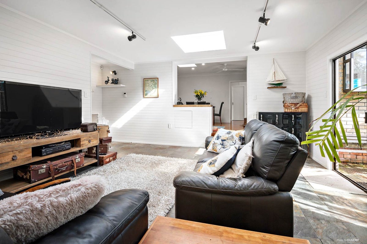 130 Union Road, Howick, Auckland - Carousel 1