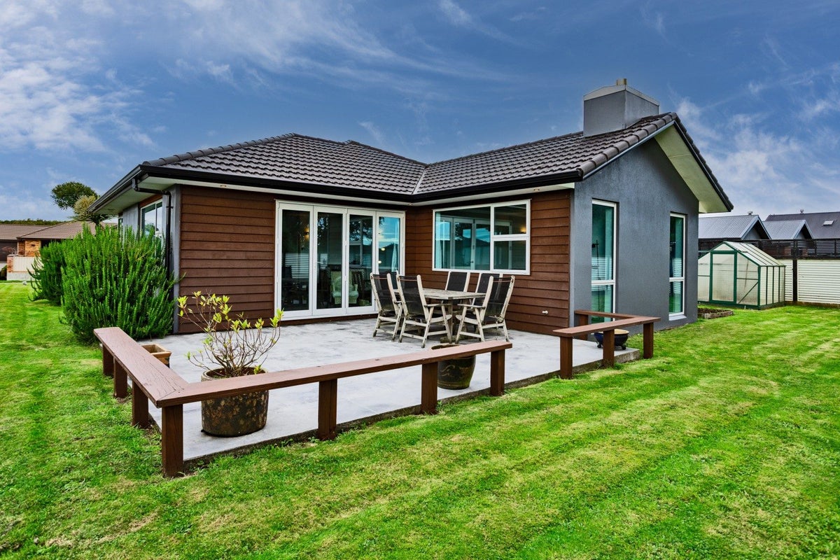 50 Hoffman Court, Waikiwi, Invercargill - Carousel 2