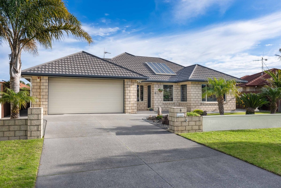 6 Rota Close, Papamoa Beach, Papamoa - Carousel 1