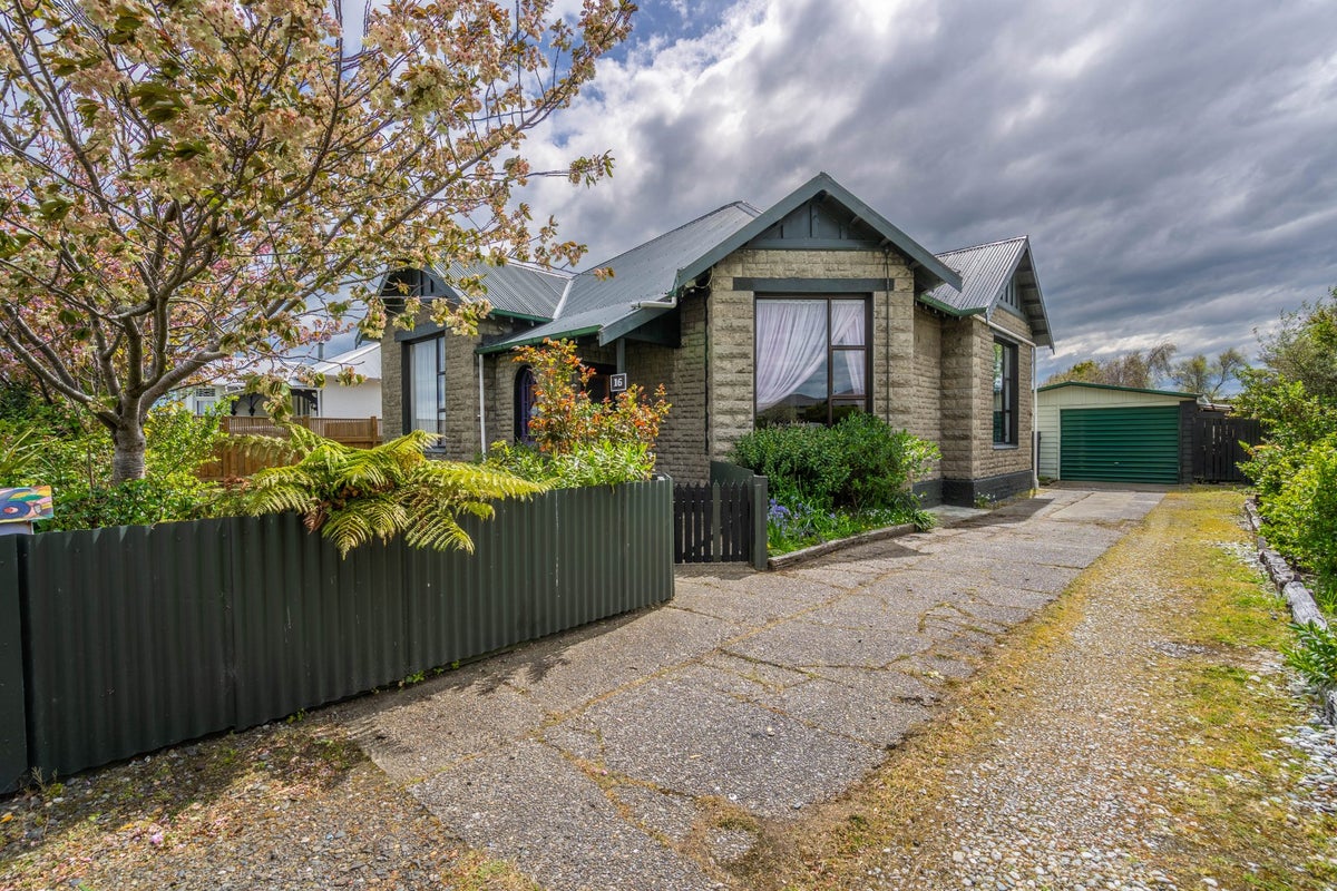16 Woodhouse Street, Appleby, Invercargill, Southland - Carousel 1
