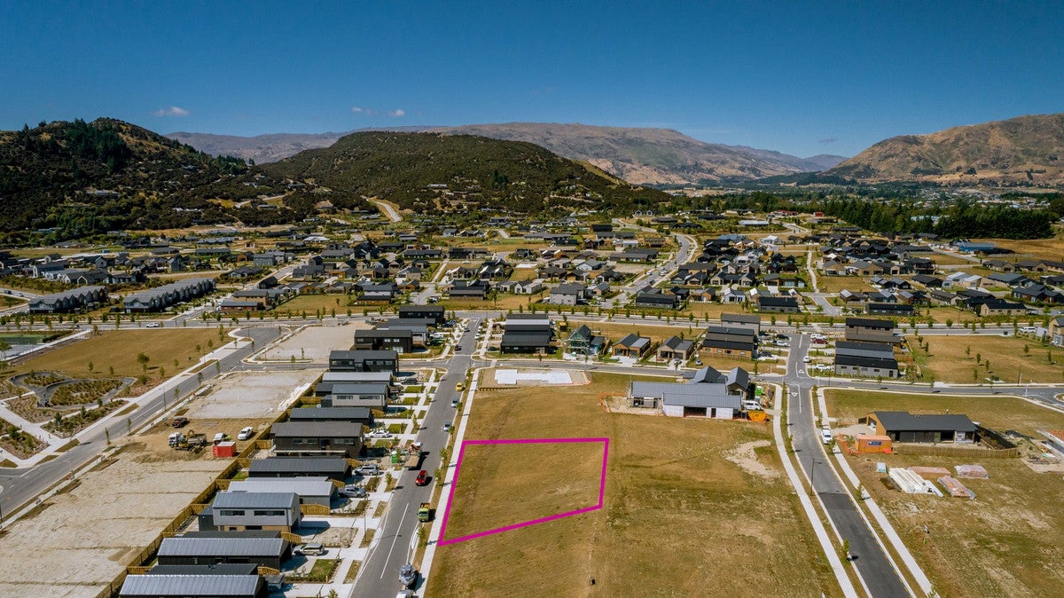 17 Lindis Road, Wanaka - Carousel 12