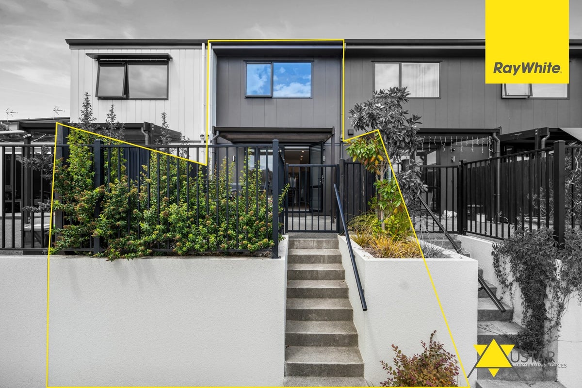 15 Ofanoa Lane, Mount Roskill, Auckland - Carousel 2