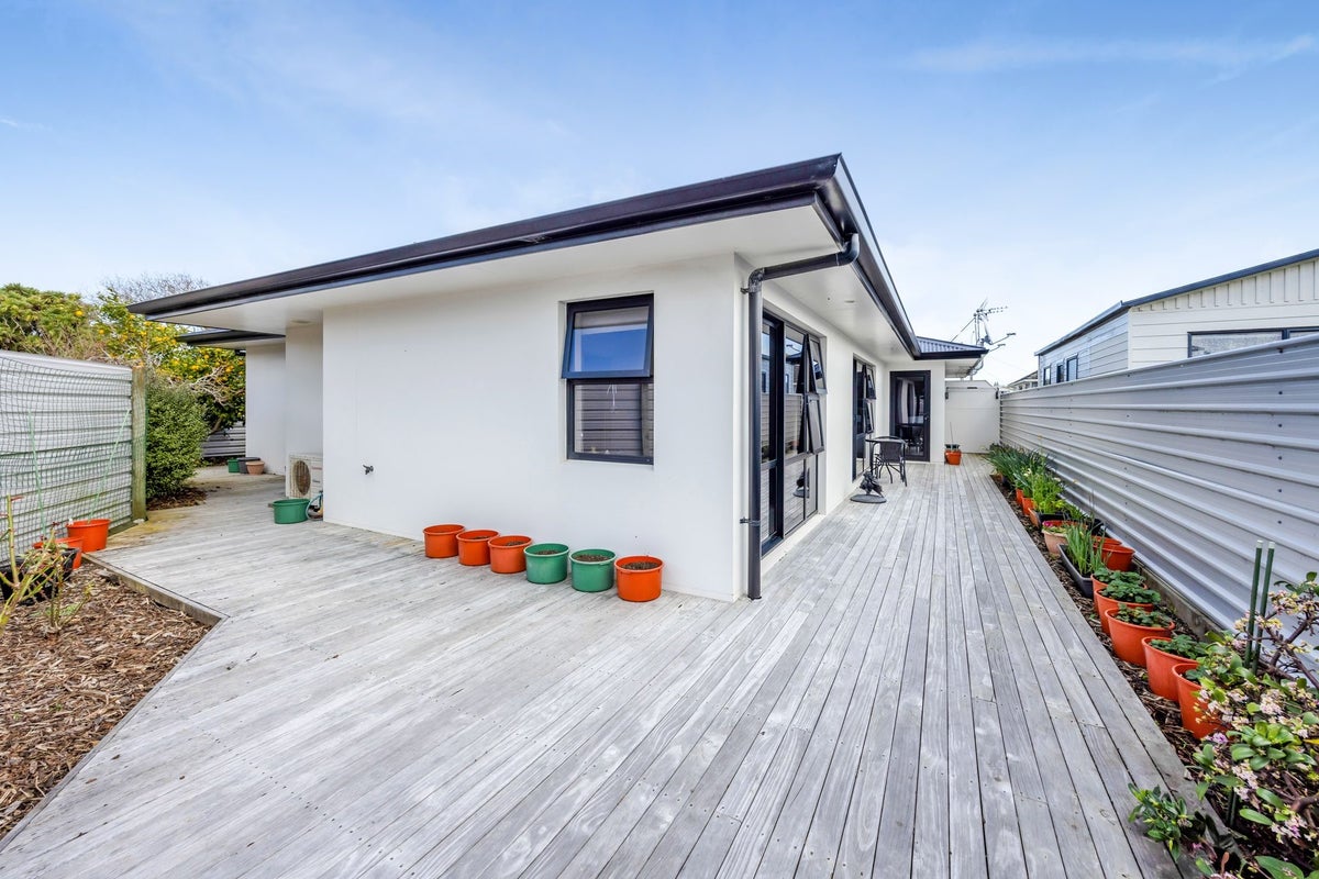 18C Laurent Vc Street, Hawera - Carousel 1