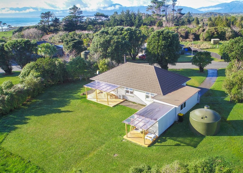 5 Larsen Street, Cape Foulwind, Cape Foulwind - Carousel 1