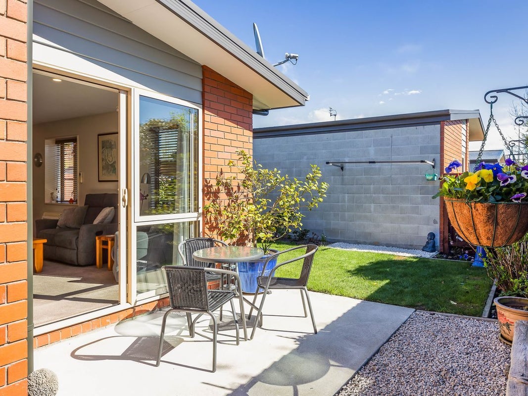 2/25 Tilford Street, Woolston, Christchurch - Carousel 12