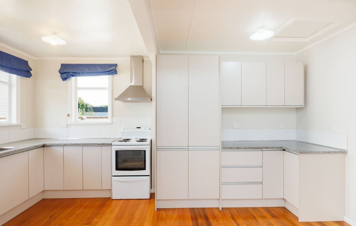 6 London Terrace, Awapuni, Palmerston North - Carousel 2