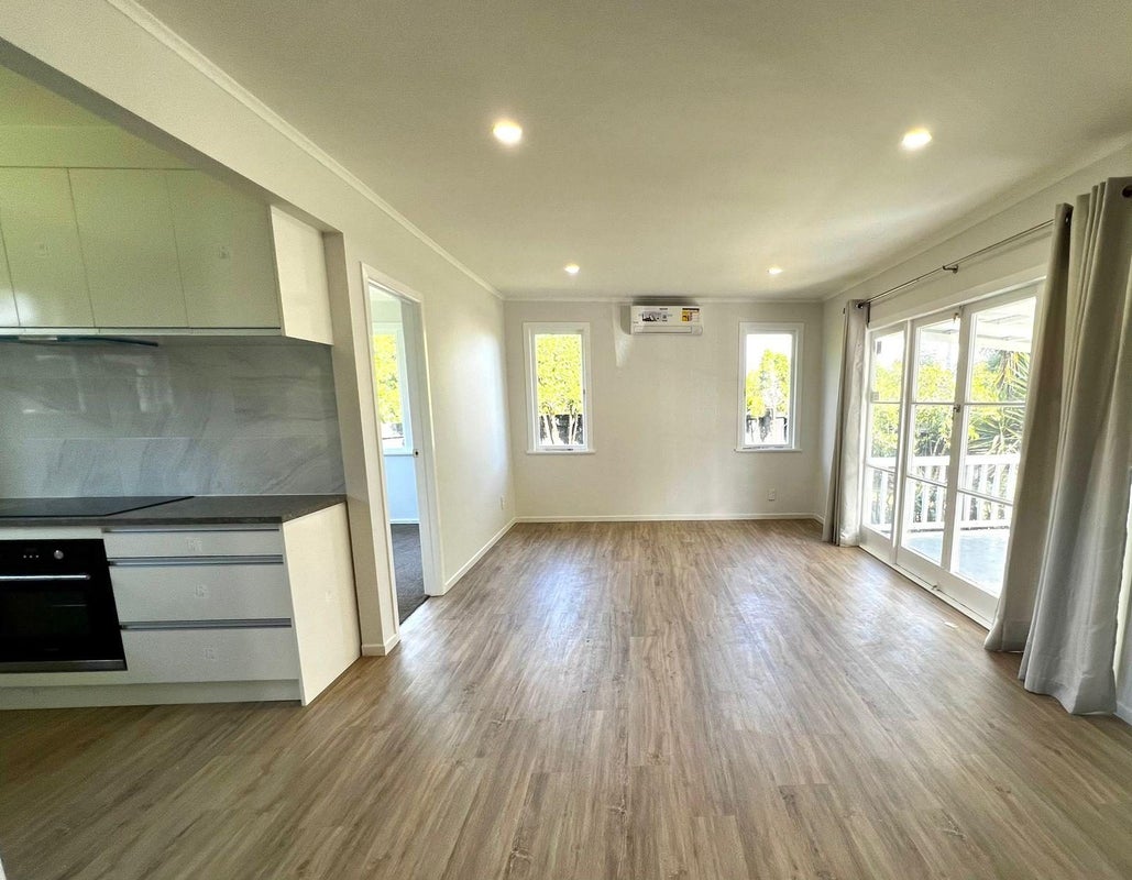 14 Trenwith Street, Otahuhu, Auckland - Carousel 1