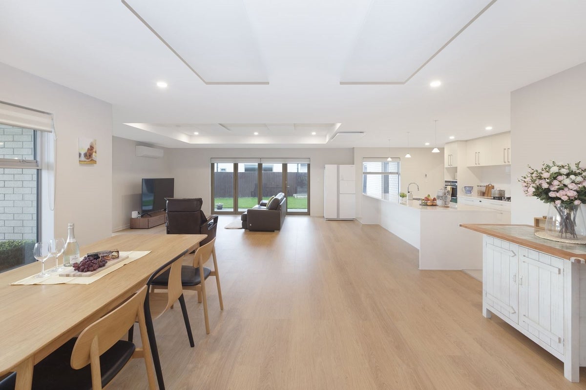 94 Rannoch Drive, Broomfield, Christchurch - Carousel 1