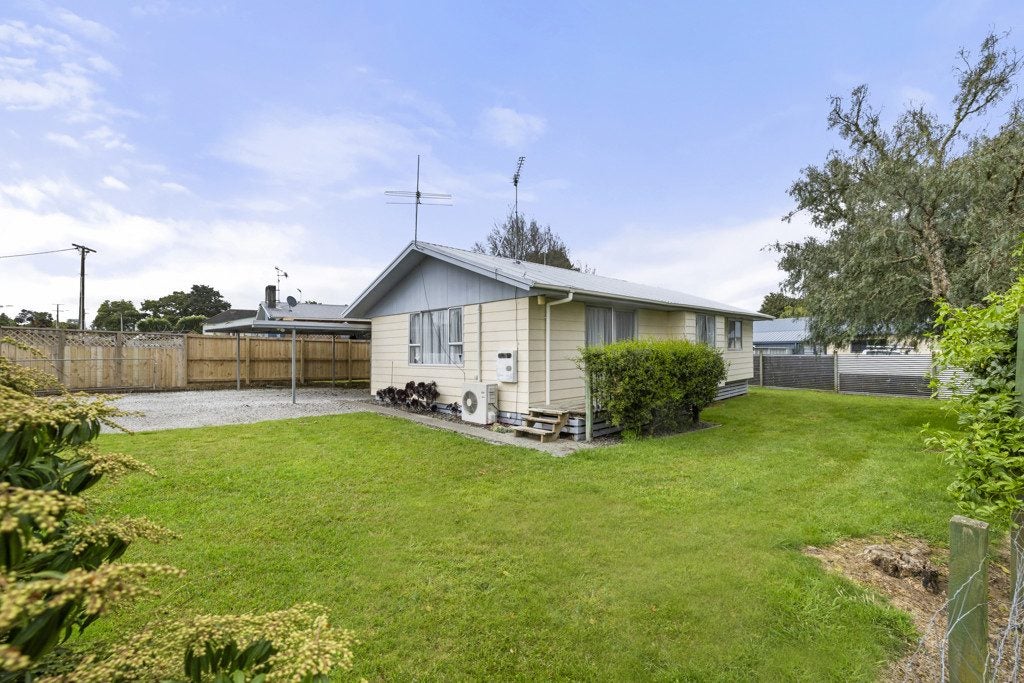 16 Whitaker Street, Kihikihi, Te Awamutu - Carousel 1