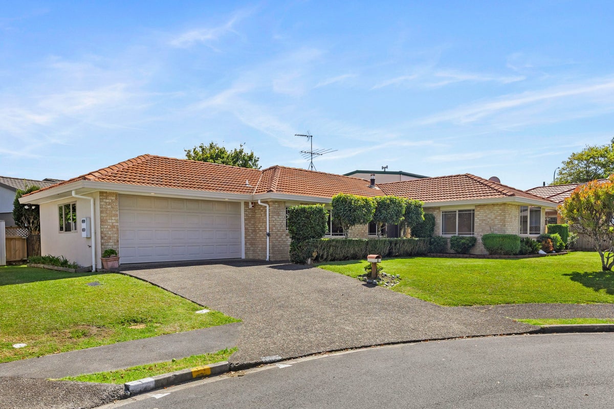 3 Swanson Oaks, Swanson, Auckland - Carousel 1
