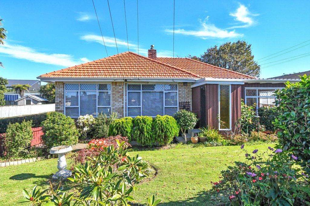 1/47 Wallace Road, Papatoetoe, Auckland - Carousel 1