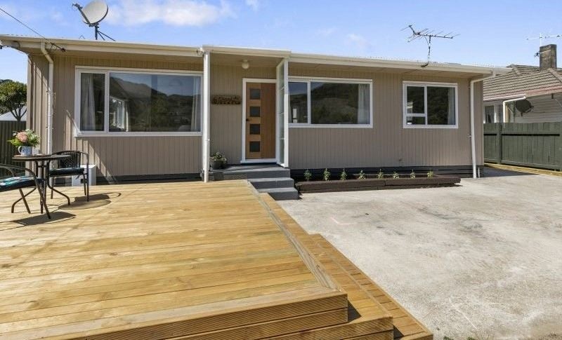 1221 Taita Drive, Taita, Lower Hutt - Carousel 1