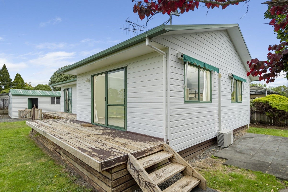 76 BEACH ROAD , Katikati, Katikati - Carousel 2