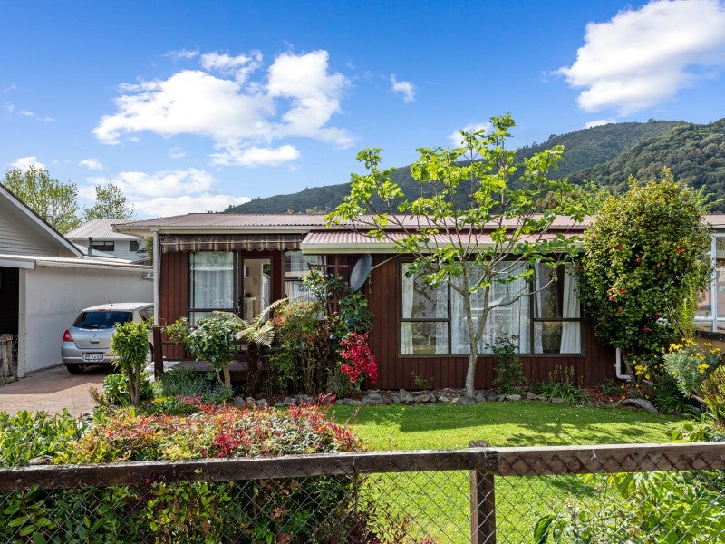 22A York Street, Picton, Picton - Carousel 2