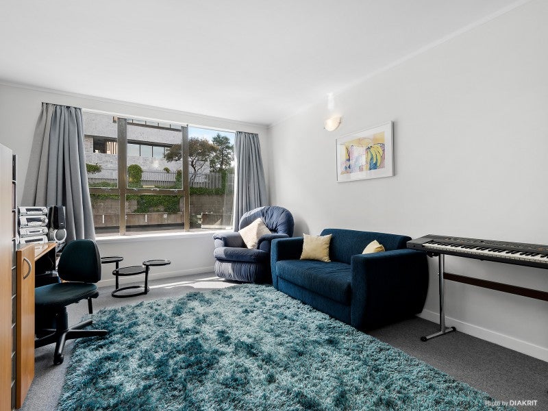 G5/70 Hobson Street, Thorndon, Wellington - Carousel 2