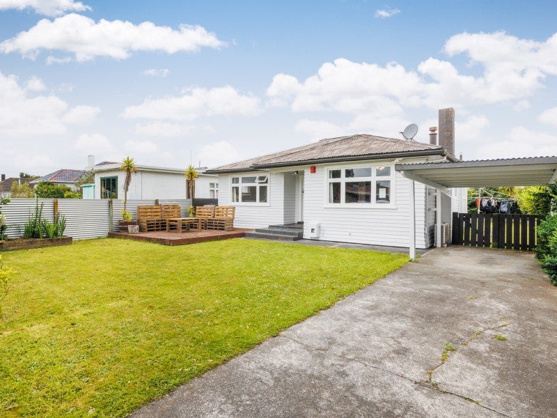 32A McGregor Street, Milson, Palmerston North - Carousel 23