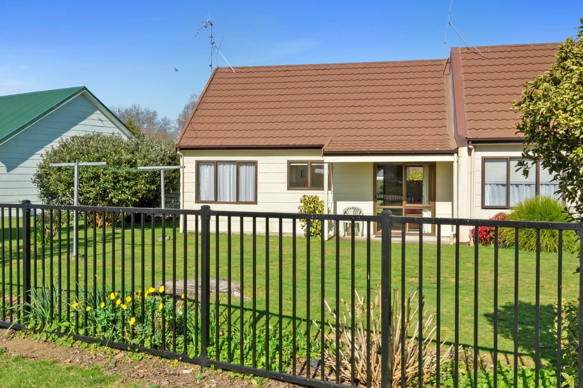 12B Kingfisher Way, Te Kowhai, Hamilton - Carousel 1