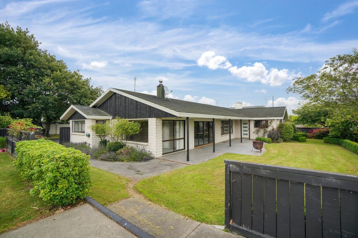 108 Moana Street, Rosedale, Invercargill - Carousel 2