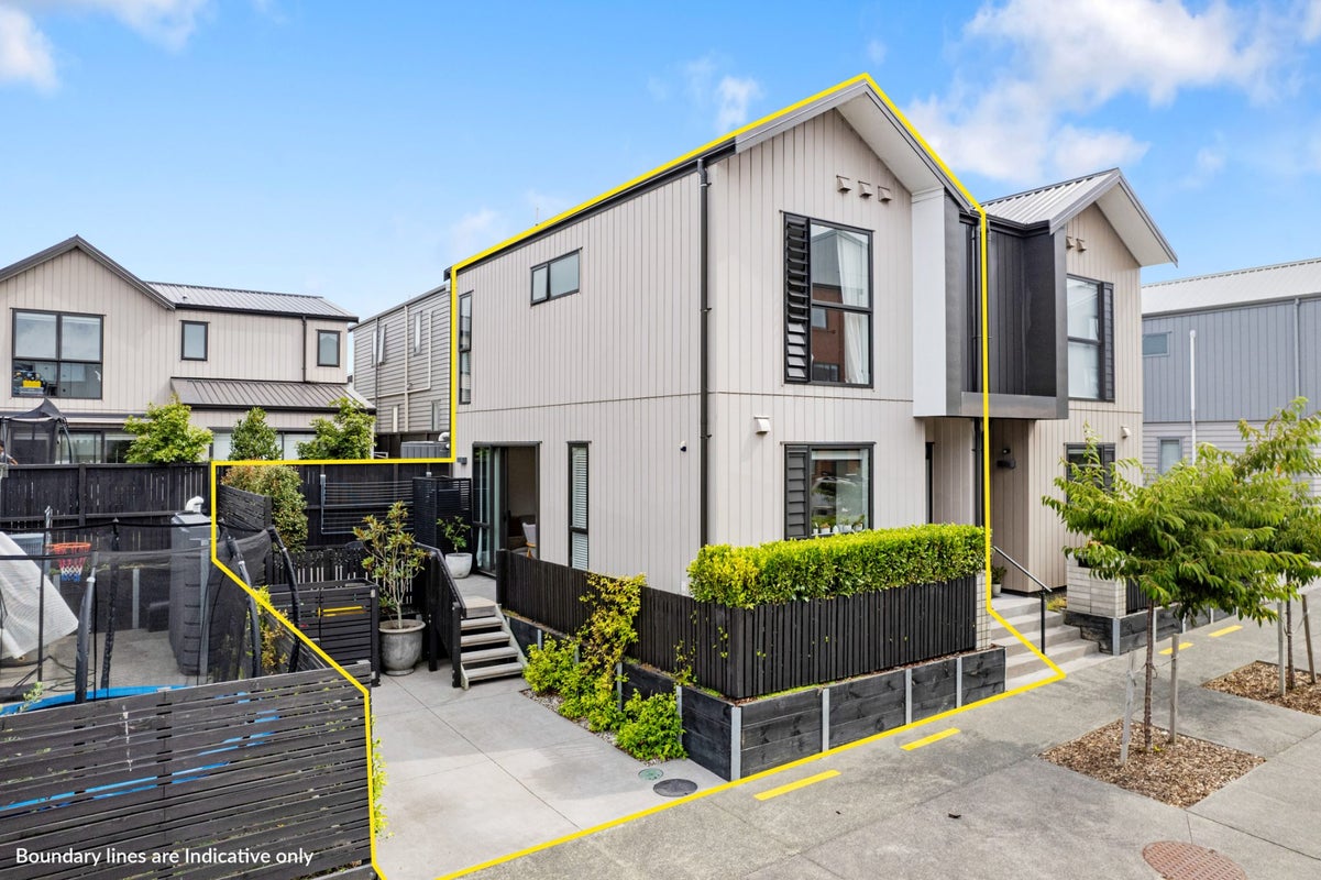 17 Matimati Place, Hobsonville, Auckland - Carousel 2