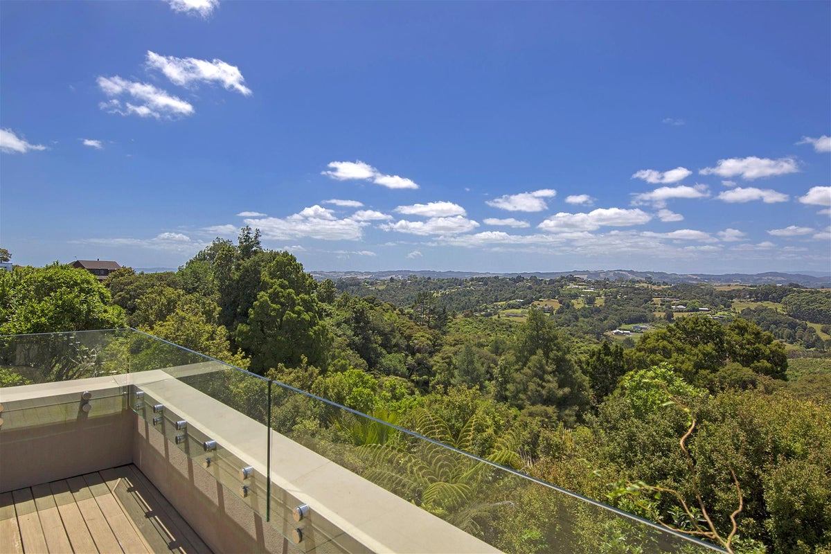 149 Point View Drive, East Tamaki Heights, Auckland - Carousel 2