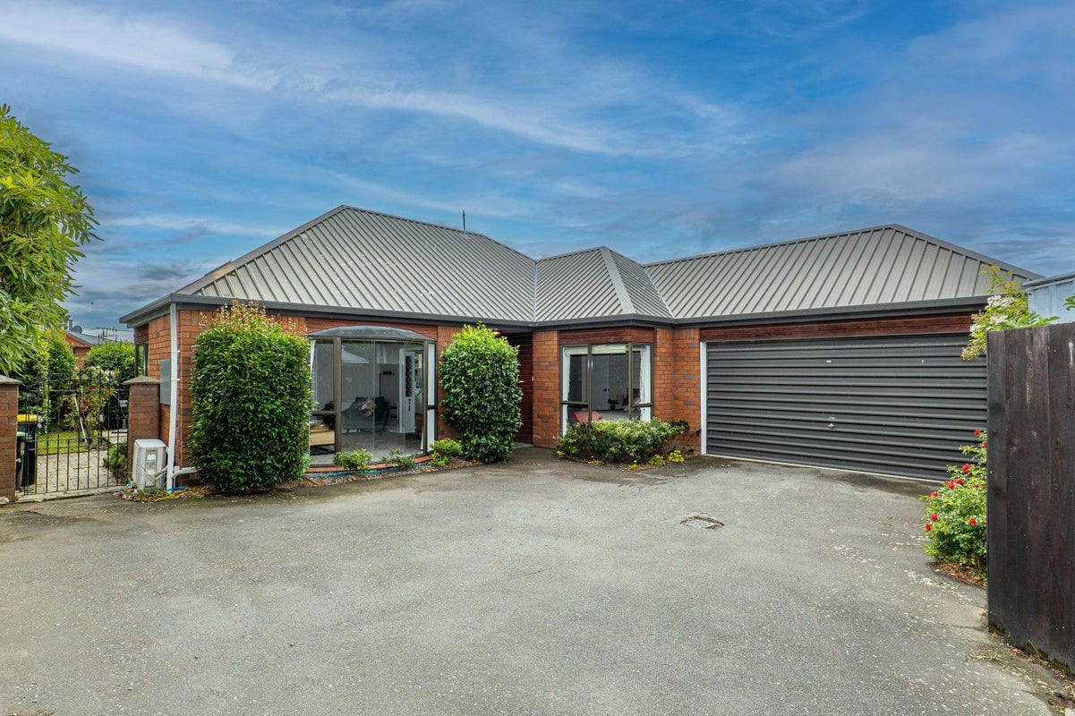 2/28A Staveley Street, Avonhead, Christchurch - Carousel 1