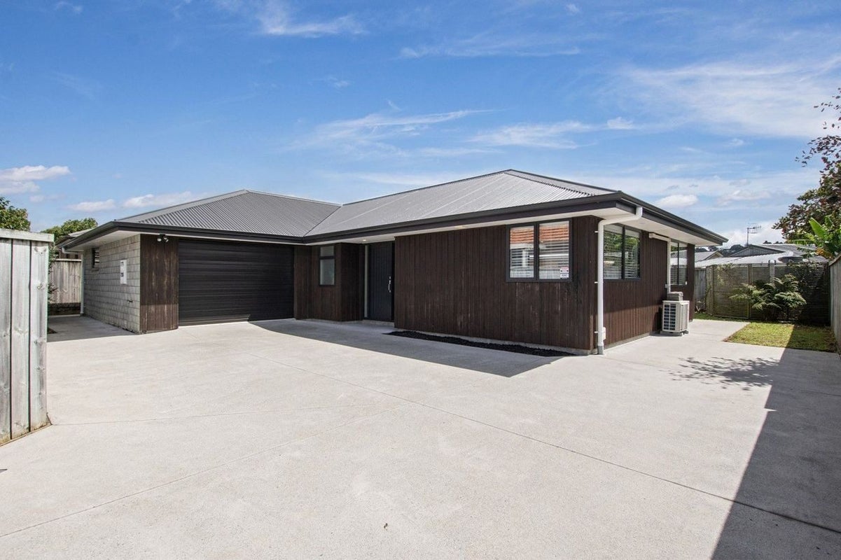 10A Cairnfield Road, Kensington, Whangarei - Carousel 1