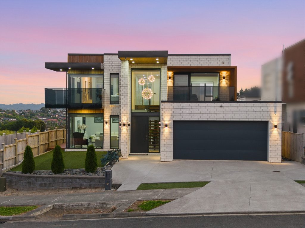 7D Babich Road, Henderson Valley, Auckland - Carousel 2