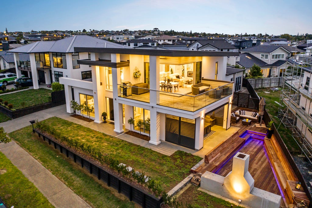 108 Liberty Crescent, Beachlands, Auckland - Carousel 1