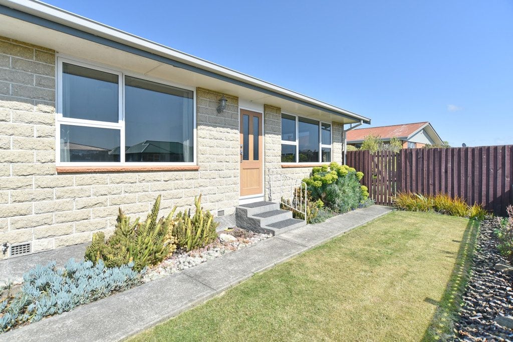 1/6 Bute Street, Woolston, Christchurch - Carousel 1