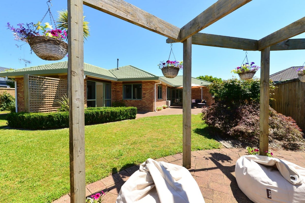 20 Spinnaker Drive, Flagstaff, Hamilton - Carousel 18