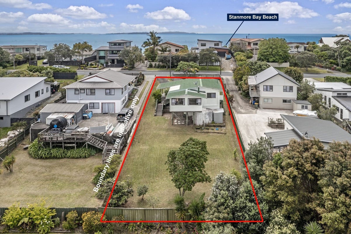 233 Vipond Road, Stanmore Bay, Whangaparaoa - Carousel 1
