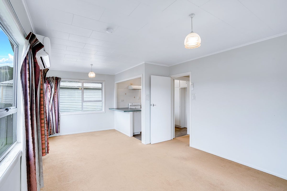 9B Maple Avenue, Dinsdale, Hamilton - Carousel 1