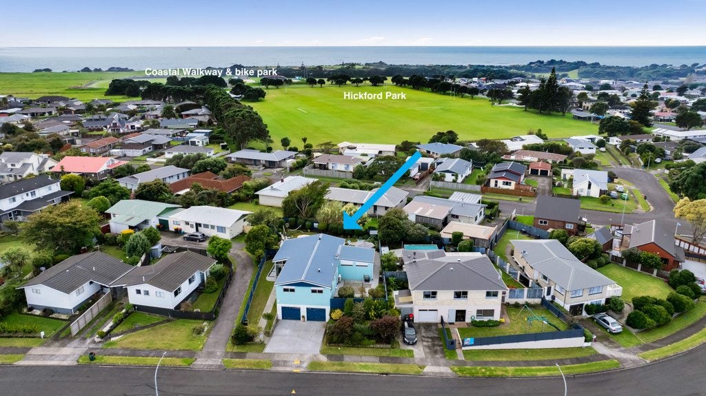 14 Culzean Grove, Bell Block, New Plymouth - Carousel 2