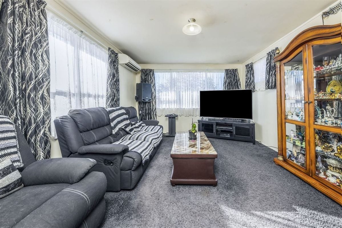 125 Chichester Drive, Rosehill, Papakura - Carousel 2