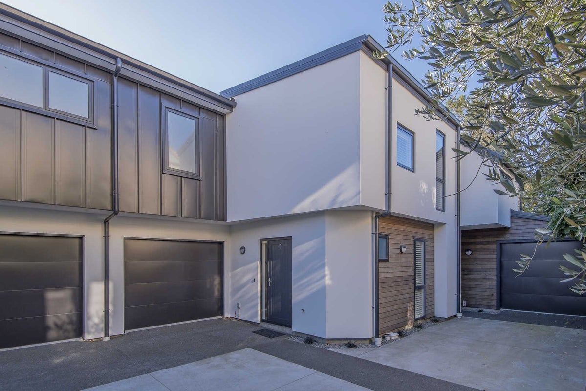 4/18 Rhodes Street, Merivale, Christchurch - Carousel 1