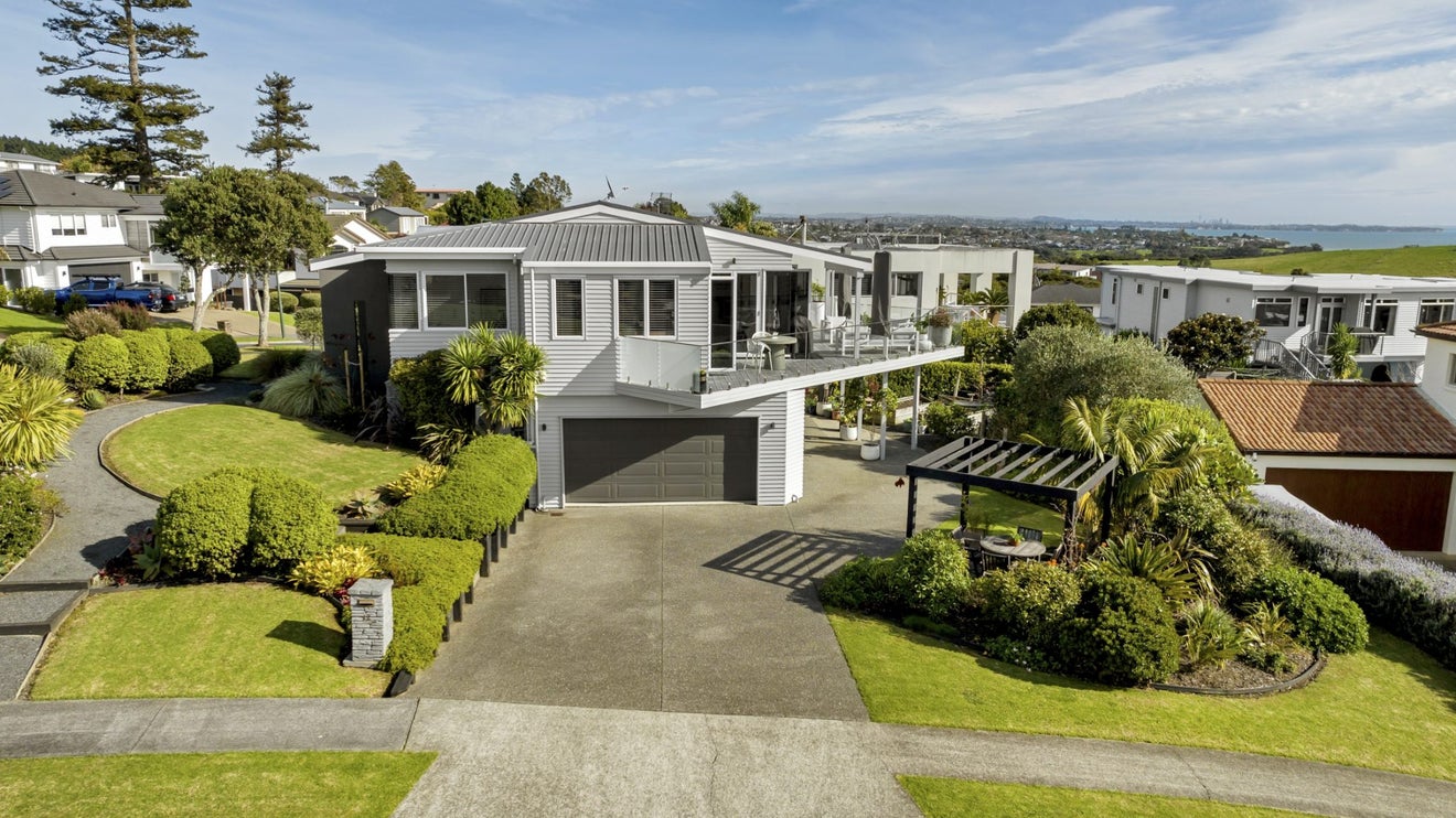 12 Omana Heights Drive, Maraetai, Auckland - Carousel 1