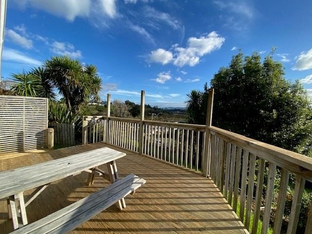 26 Bush Street, Gate Pa, Tauranga - Carousel 2