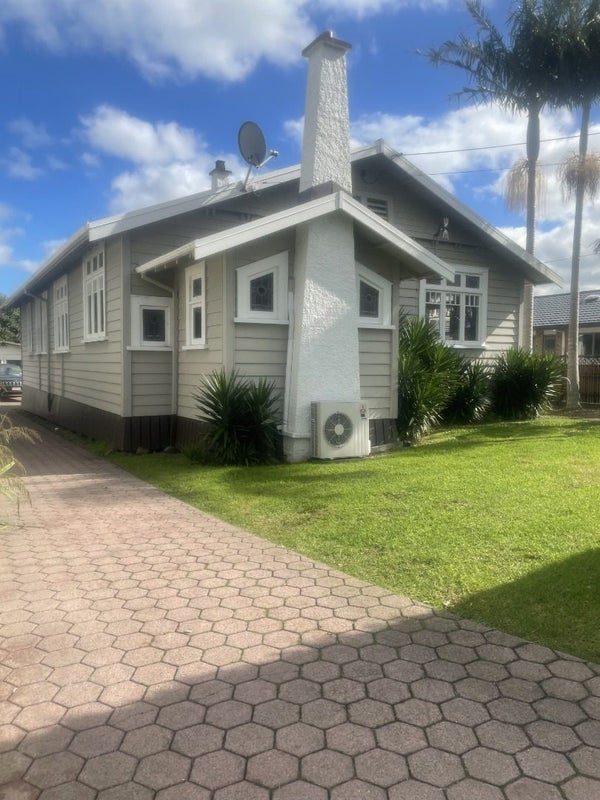 41 Kamo Road, Regent, Whangarei - Carousel 1