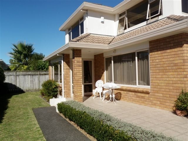 2/3 Speight Road, Kohimarama, Auckland - Carousel 2
